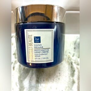 Restorative hand cream repair overnight by Consult Beaute